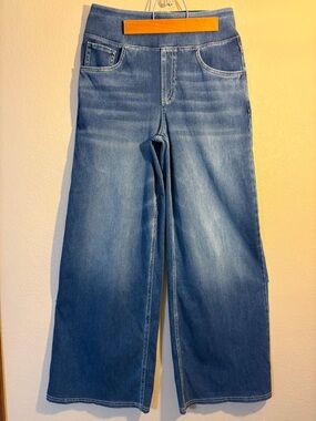 HALARA Dark Blue Denim Leggings with Contrast Stitching